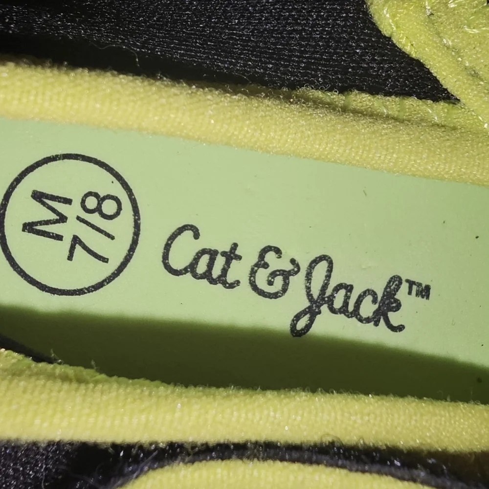 Cat & Jack Kids Black and Neon Water Shoes